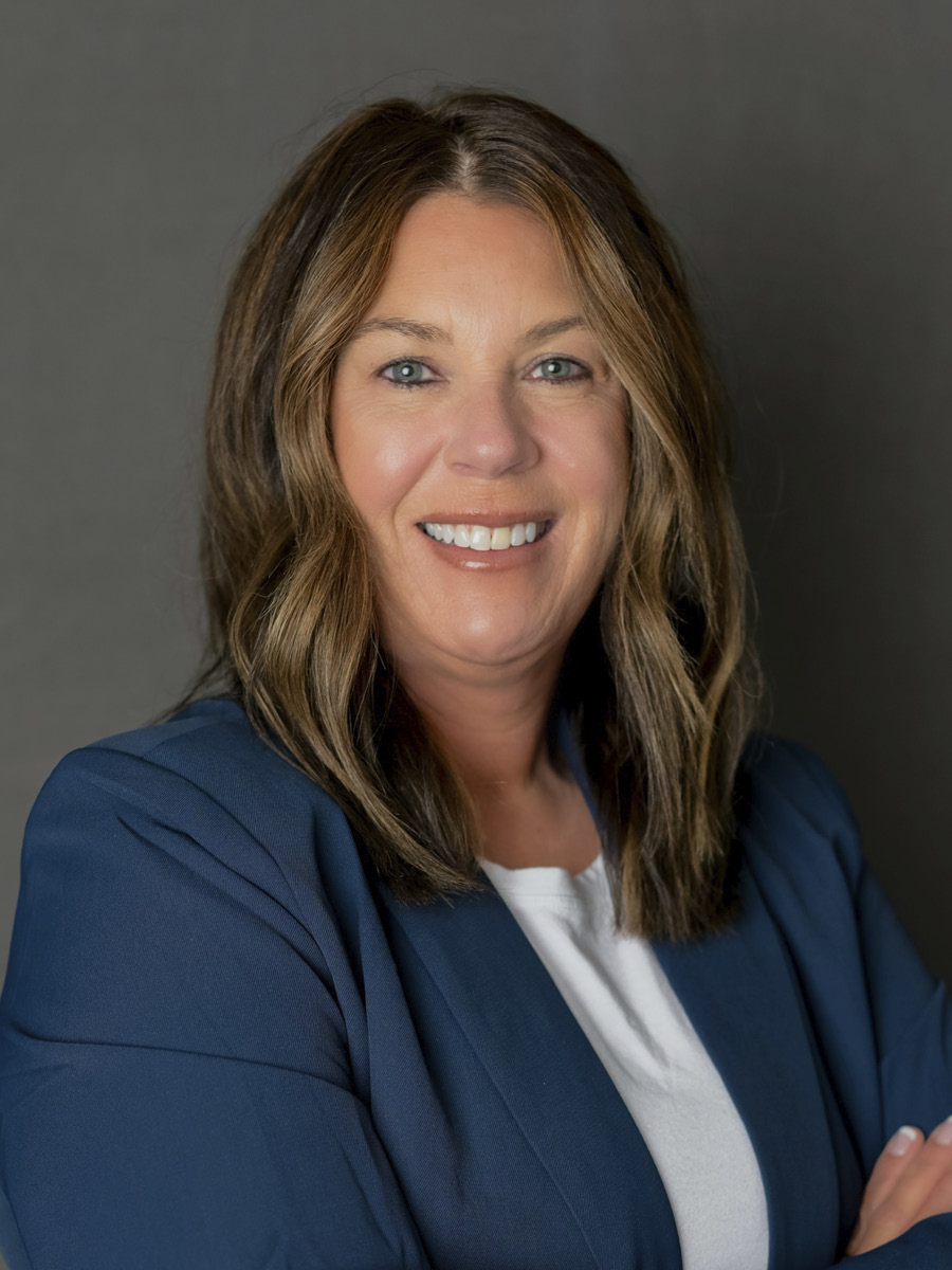 Janine Moore Headshot